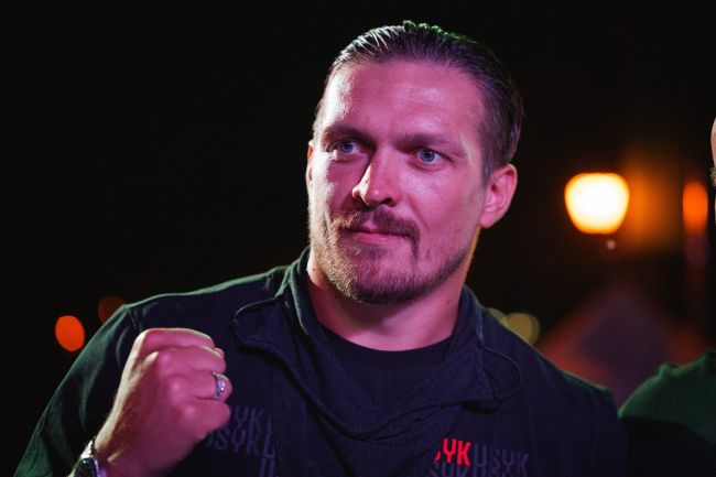 Oleksander Usyk abre mão de seu cinturão WBO, novo campeão peso-pesado de Fabio Wardley