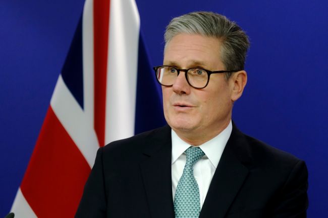 Starmer anuncia movimento para reconhecer o Estado palestino, a menos que Israel concorde com certas condições