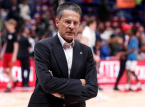 Basquete do Real Madrid "rouba" o t&eacute;cnico Pedro Mart&iacute;nez do Valencia Basket