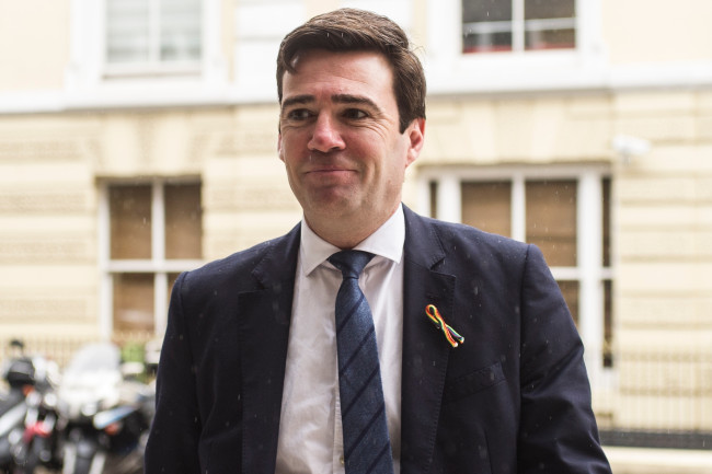 Andy Burnham praticamente confirmado para se tornar o próximo Primeiro-Ministro do Reino Unido em 20 de julho