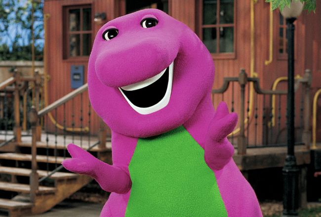 Ayo Edebiri, de The Bear, está definido para escrever e estrelar um filme live-action de Barney, o Dinossauro