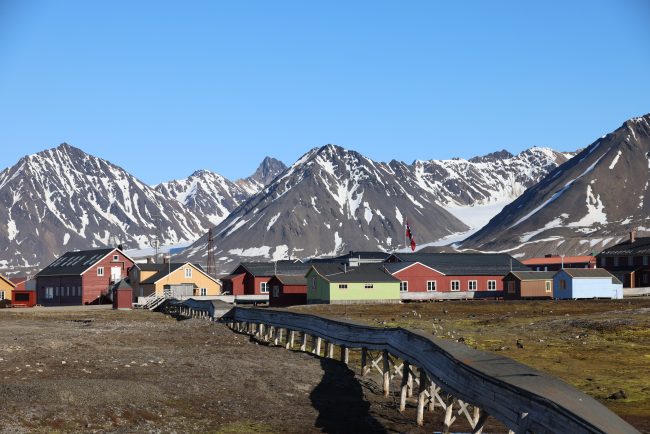 Noruega rejeita alegações russas de militarização de Svalbard