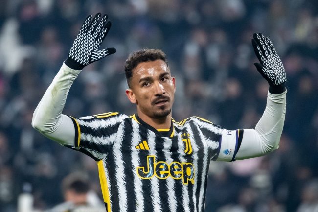 Ex-jogador do Real Madrid e do Manchester City, Danilo, levanta preocupações sobre saúde mental em jogadores de futebol