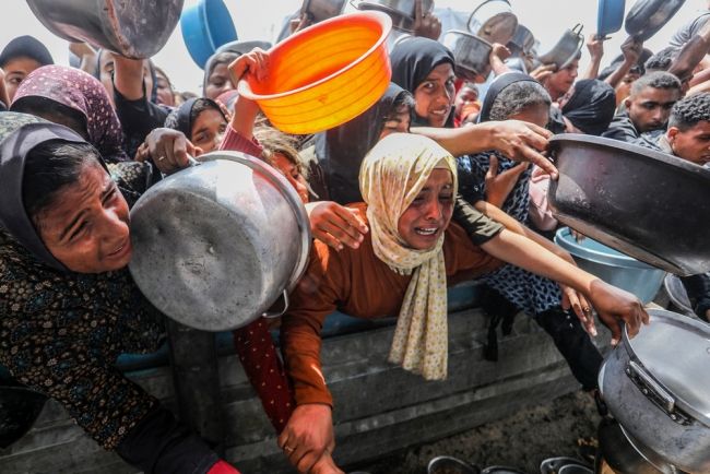 Incêndio israelense mata pelo menos 41 pessoas perto de Gaza