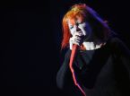 A vocalista do Paramore, Hayley Williams, lan&ccedil;a surpresa 17 novas m&uacute;sicas