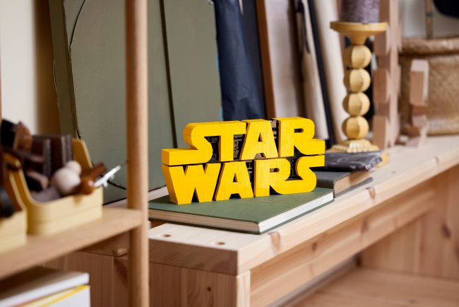 Chopper, capacetes, caças estelares e um logotipo compõem o restante da linha Star Wars Day da Lego