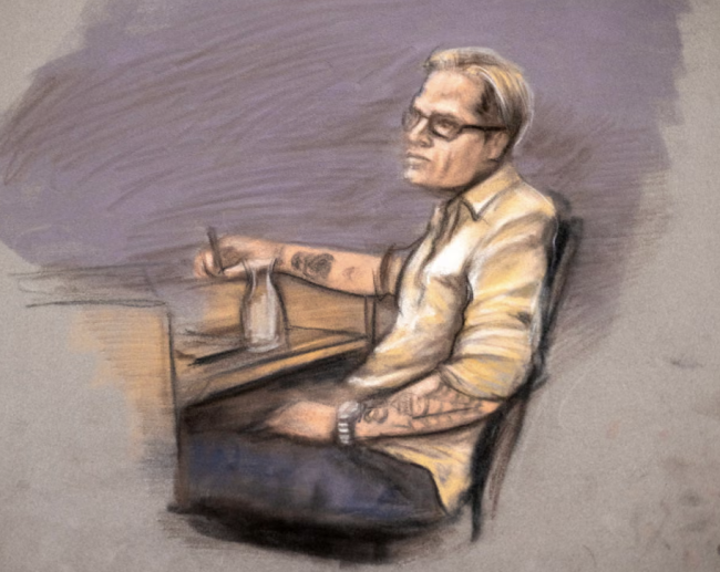 Enteado do príncipe herdeiro da Noruega desaba no tribunal e nega as acusações de estupro