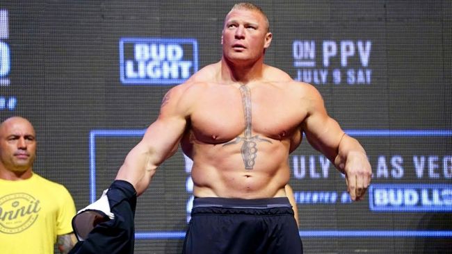 Brock Lesnar retorna à WWE no final do SummerSlam
