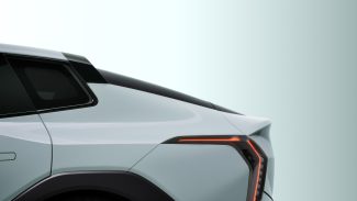Kia apresenta vislumbres de três próximos modelos elétricos
