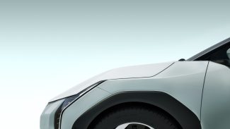 Kia apresenta vislumbres de três próximos modelos elétricos