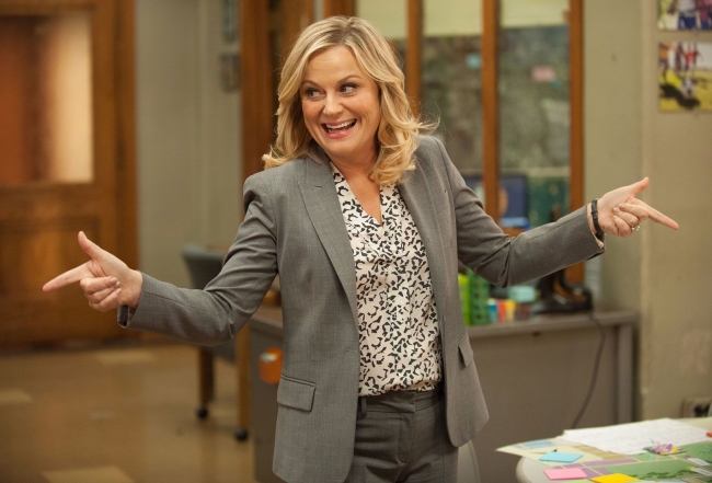Amy Poehler finalmente mostra trailer de Parks and Recreation falso spinoff show