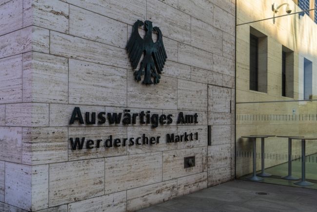 China nega acusação alemã sobre incidente com laser no Mar Vermelho