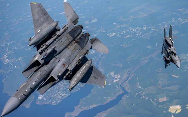 O Pentágono concede contrato de 8,6 bilhões de dólares à Boeing para novos caças F-15 para Israel