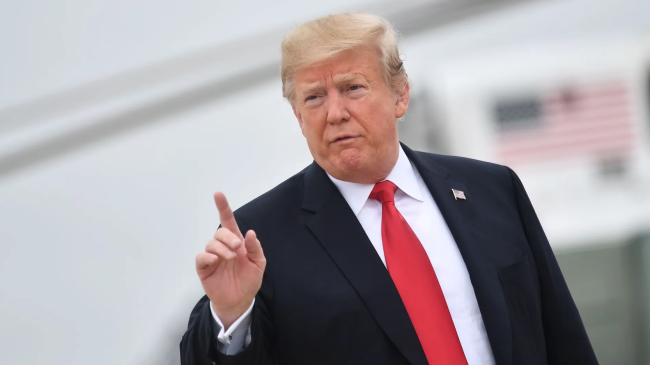 Trump ainda quer uma tarifa de 15% apesar do lançamento de 10%