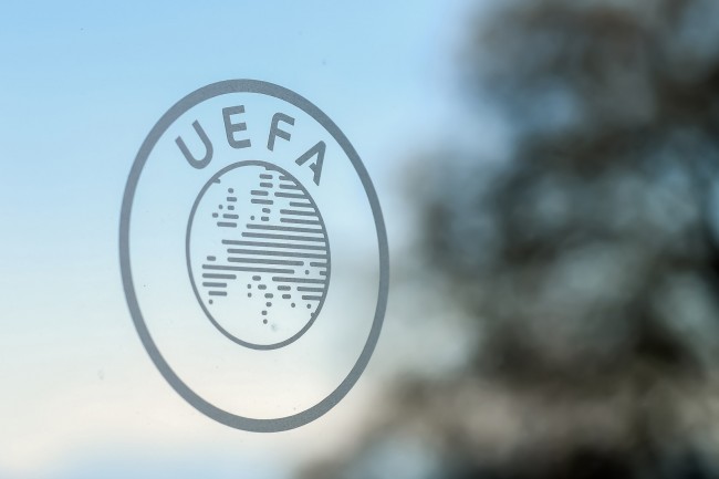 UEFA lança oficialmente investigação sobre o jogo Benfica-Real Madrid: Prestianni enfrenta suspensão de dez jogos