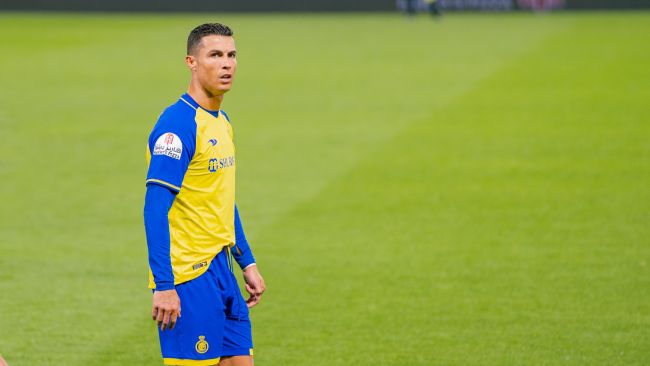 Por que Cristiano Ronaldo está "insatisfeito" com o clube saudita Al Nassr e se recusa a jogar