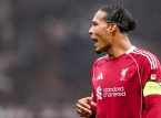O capit&atilde;o do Liverpool, Virgil Van Dijk, critica os coment&aacute;rios "exagerados" de Rooney e pede que ele d&ecirc; o exemplo