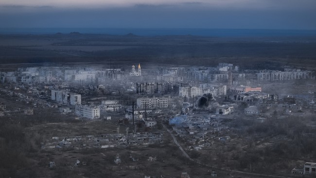 Rússia pede que tropas ucranianas cercadas em Pokrovsk e Kupiansk se rendam