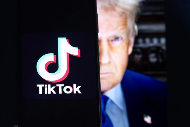Trump afirma que TikTok tem comprador nos EUA alinhado