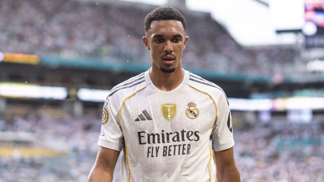 Por que Trent Alexander-Arnold não está no elenco do Real Madrid contra o PSG?