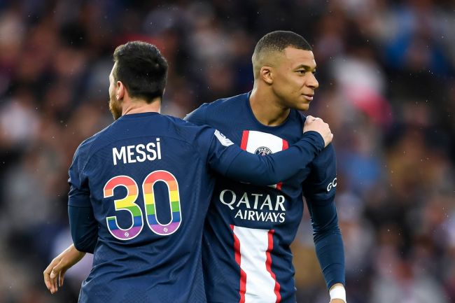 Kylian Mbappé retorna ao Estádio Lusail exatamente dois anos após a final da Copa do Mundo de 2022