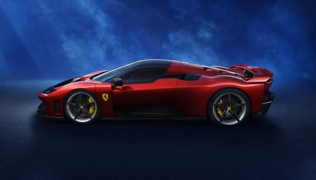 Ferrari revela o sucessor do LaFerrari