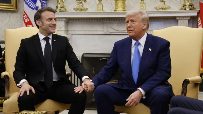 França oferece escudo de defesa nuclear à Europa