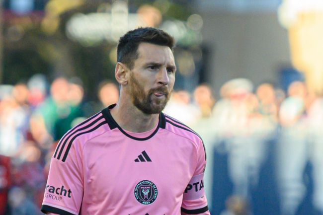 Leo Messi marca o 900º gol na carreira, mas é eliminado da CONCACF Champions Cup
