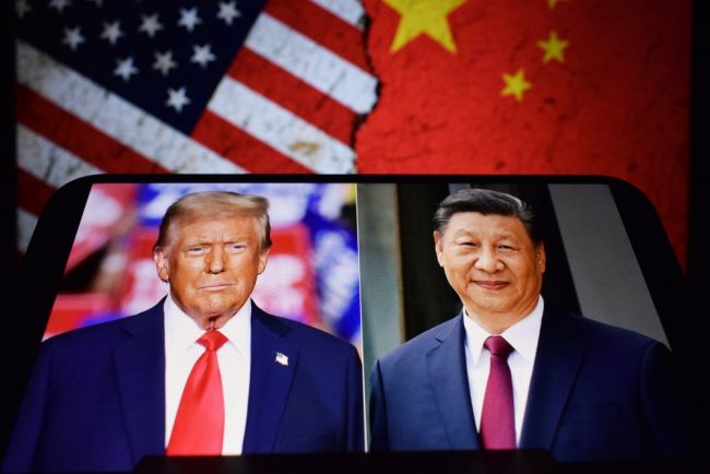 Donald Trump está previsto viajar para a China esta semana para buscar mediação no conflito com o Irã