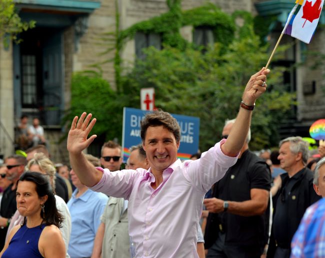 Estados Unidos e Canadá se enfrentam em prolongada guerra comercial