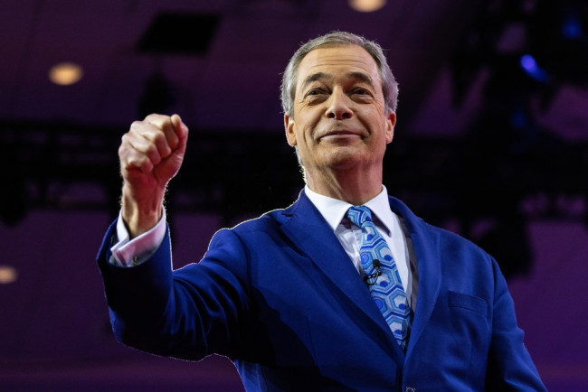 O Reform UK de Farage propõe proibição de vistos para países que pedem exigências de reparação contra a escravidão