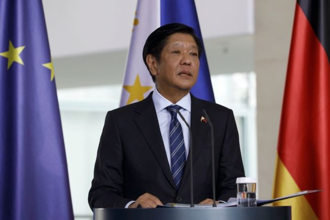 Filipinas realizam eleições de meio de mandato em meio à disputa entre Marcos e Duterte