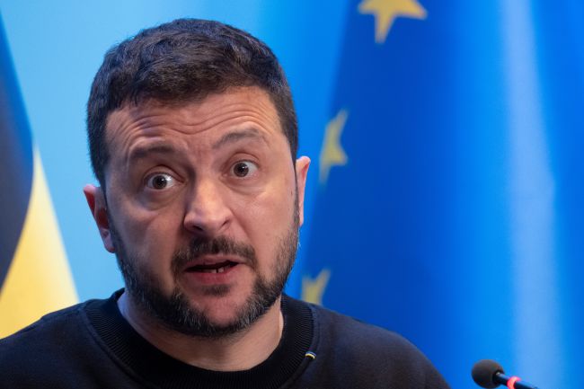 Zelensky adverte que a Rússia pode ter como alvo a OTAN no próximo ano