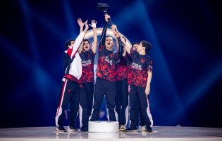 FaZe Clan coroou campe&atilde; do Six Invitational 2026
