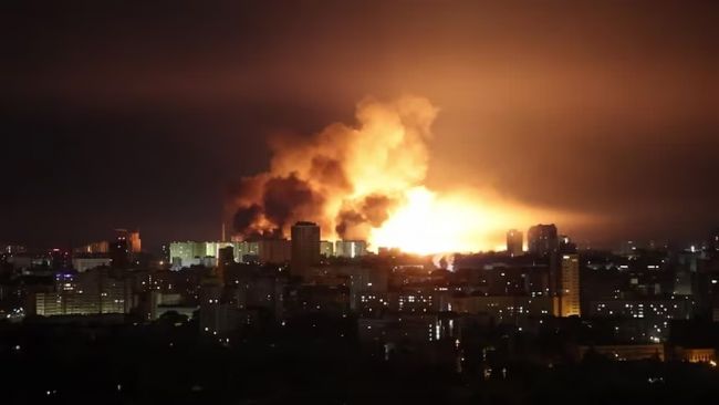 Rússia lança ataque maciço de drones e mísseis em Kiev