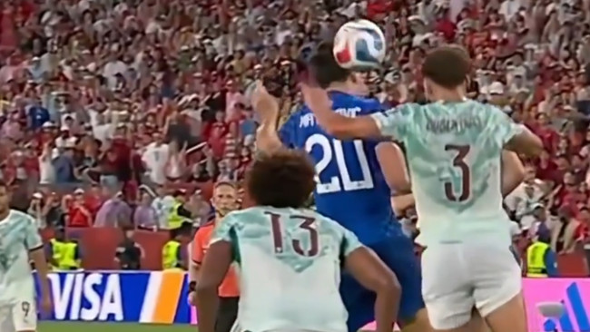 Por que o gol da Croácia aos 103 minutos contra Portugal foi anulado por "snickometer"?