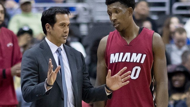O técnico de longa data do Miami Heat, Erik Spoelstra, também é nomeado treinador principal dos Estados Unidos