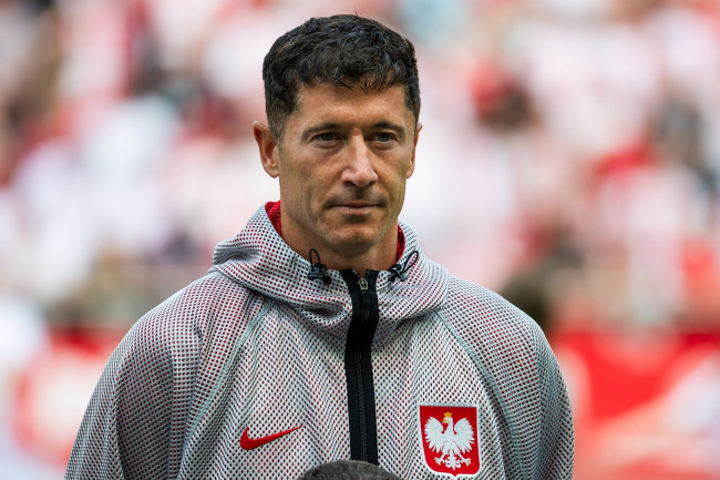 Robert Lewandowski marcou seus primeiros gols na MLS em sua estreia em sua nova casa em Chicago