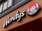A Wendy's está substituindo os motoristas humanos de drive-thru por um chatbot de IA