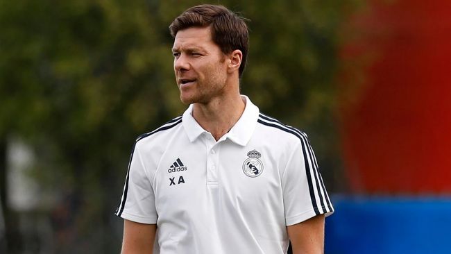 Jogadores do Real Madrid apoiam o treinador em meio a rumores de miséria: "o vestiário está 100% atrás de Xabi Alonso"