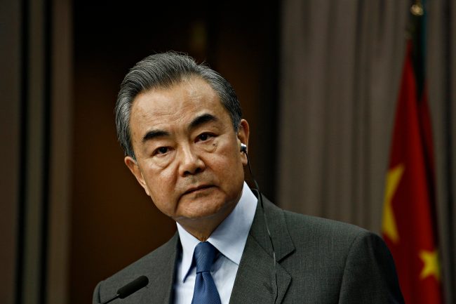 China pede negociações de paz envolvendo todas as partes interessadas no conflito na Ucrânia