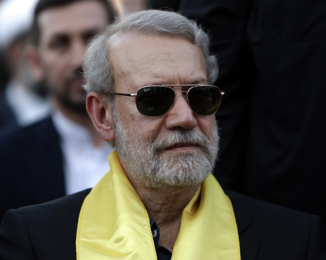 Israel afirma que matou o chefe de segurança iraniano, Ali Larijani, em um ataque aéreo