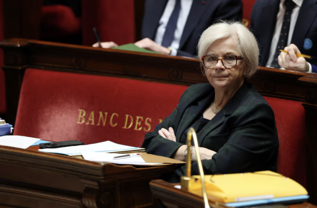 Macron impulsiona um aumento de €36 bilhões na defesa