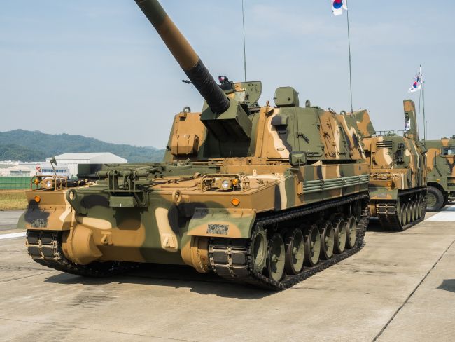 Noruega adquire 24 K9 Thunders em acordo de US$ 534 milhões