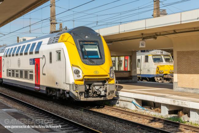 Acidente fatal na Bélgica: Trem colide com ônibus escolar