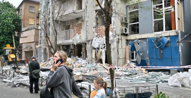 Pokrovsk se torna a nova linha de frente na Ucrânia à medida que a Rússia intensifica ataques de drones e infantaria