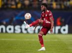 O Bayern de Munique sofreu duas les&otilde;es importantes, incluindo uma ruptura do ligamento cruzado anterior de Alphonso Davies
