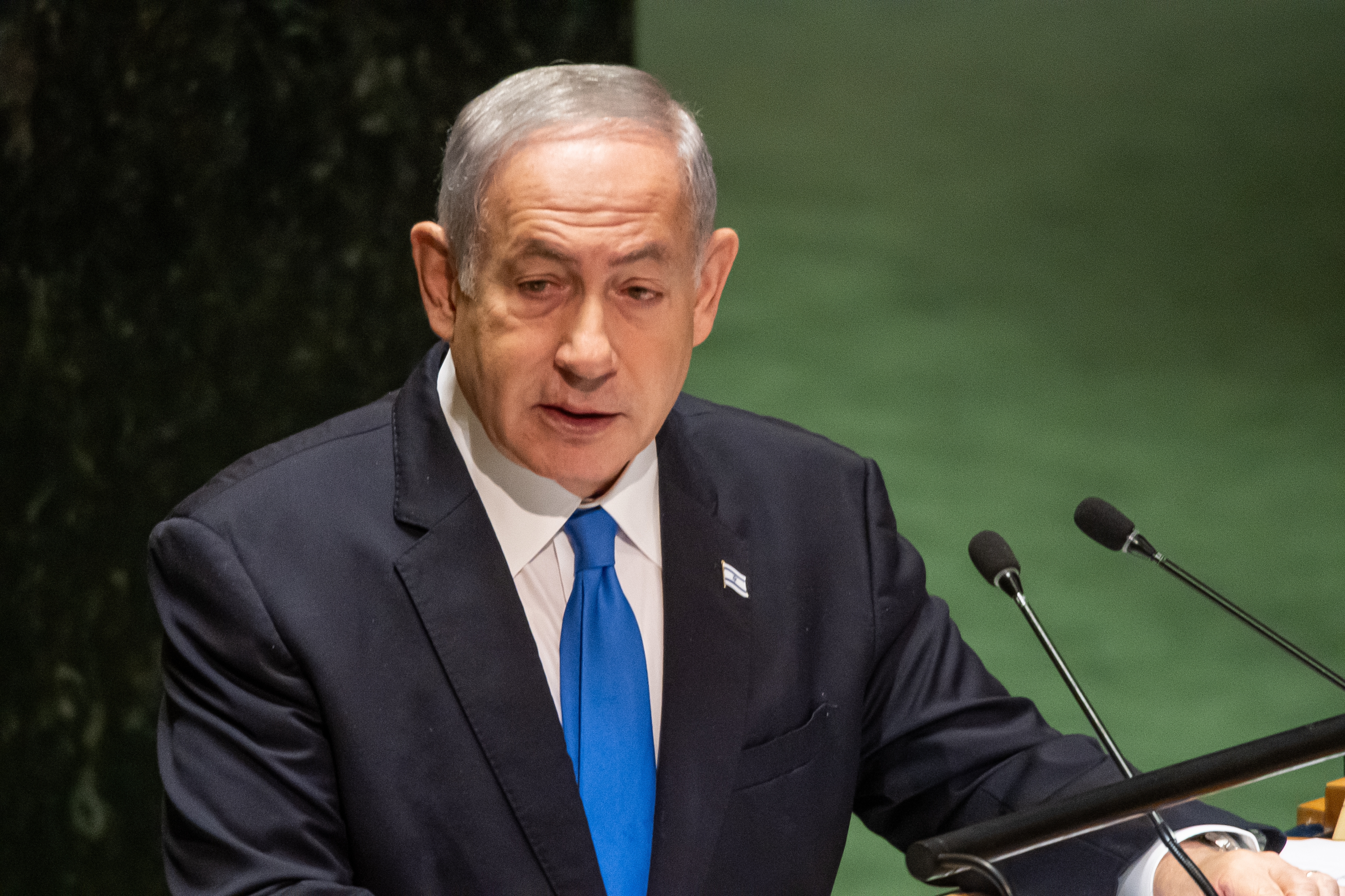 Netanyahu apoia o plano de Trump de realocar palestinos de Gaza
