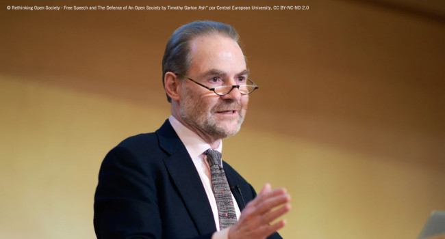 O historiador britânico Timothy Garton Ash ganha o Prêmio Princesa das Astúrias de Ciências Sociais 2026