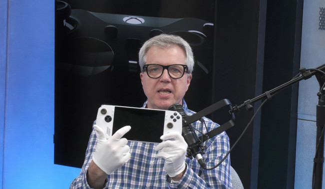 Larry "Major Nelson" Hryb insinua abertamente que quer voltar ao Xbox